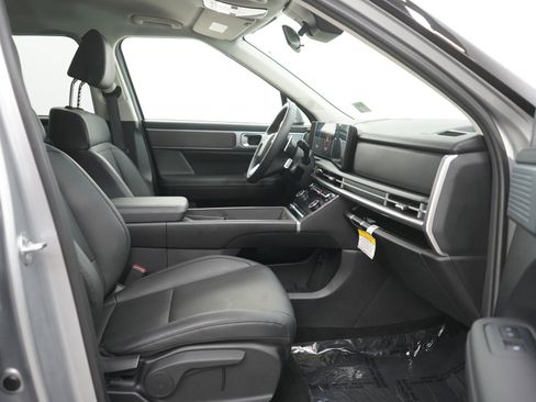 Used 2026 Hyundai Santa Fe SEL AWD/4WD image 12