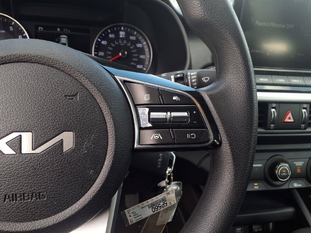 Certified 2022 Kia Forte Sedan FWD image 18