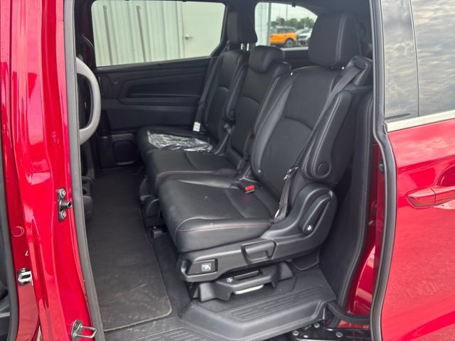 Used 2025 Honda Odyssey Sport-L image 22