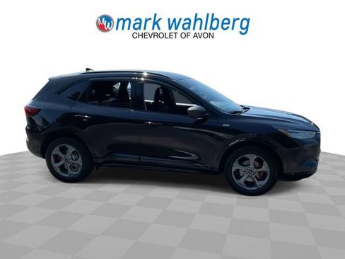 Used 2023 Ford Escape ST-Line w/ Tech Pack #1 AWD/4WD image 9