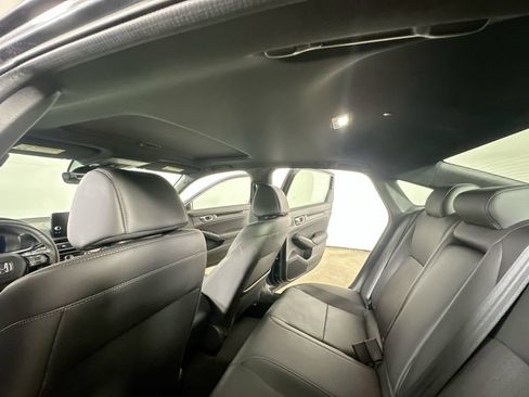 Used 2025 Honda Civic Sport Touring image 13