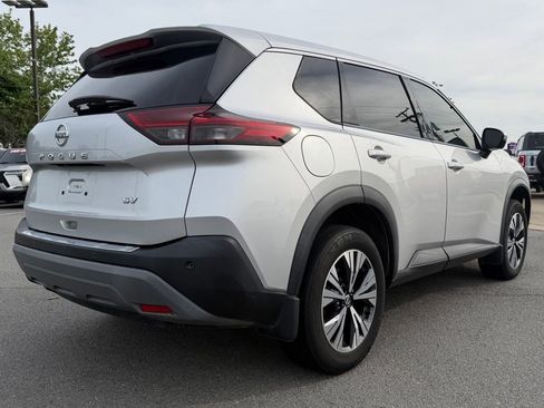 Used 2021 Nissan Rogue SV FWD image 7