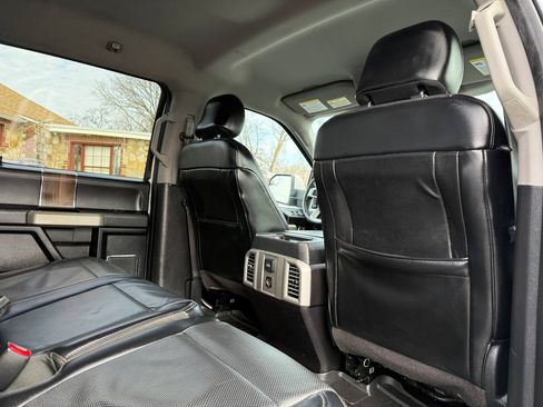 Used 2016 Ford F150 Lariat image 30