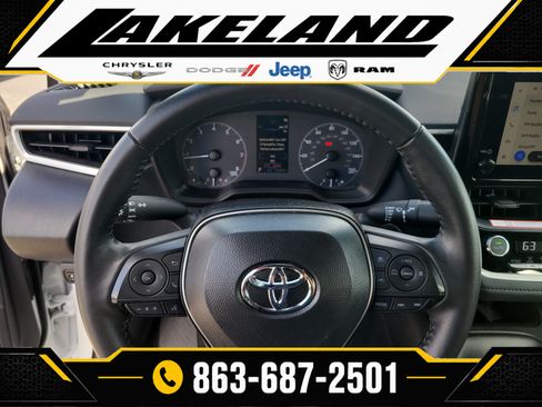 Used 2025 Toyota Corolla SE FWD image 26