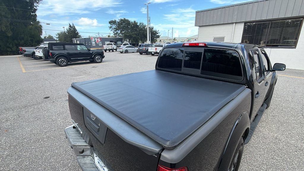 Used 2021 Nissan Frontier SV RWD image 12
