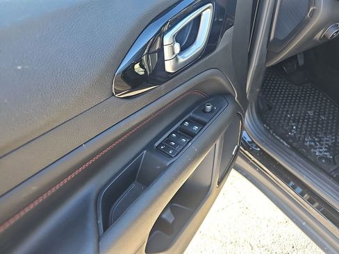 New 2026 Jeep Compass Trailhawk w/ Sun, Sound & Navigation Group image 9