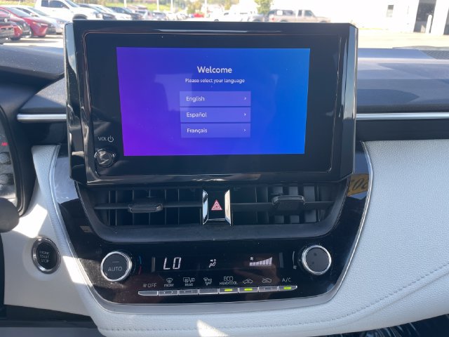 Used 2024 Toyota Corolla SE FWD image 13