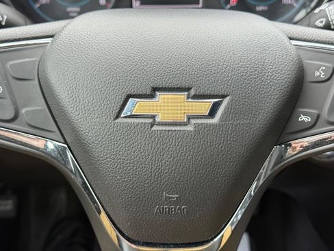 Used 2018 Chevrolet Cruze LT image 14