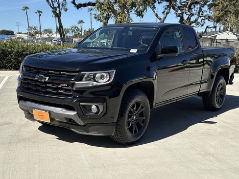 Used 2021 Chevrolet Colorado Z71 w/ Z71 Midnight Edition image 7