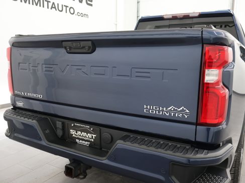 Used 2021 Chevrolet Silverado 2500 High Country w/ Z71 Off-Road Package image 32