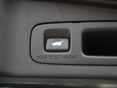 Used 2018 Honda CR-V EX-L image 16