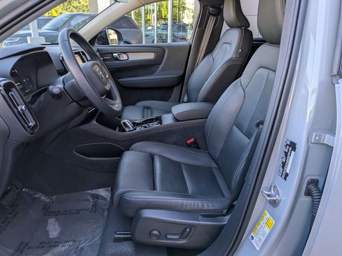 Used 2024 Volvo XC40 B5 Ultimate w/ Protection Package Premier AWD/4WD image 26