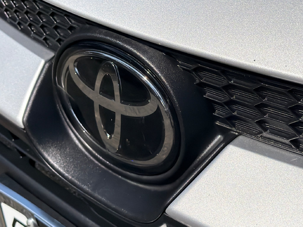 Used 2024 Toyota Corolla LE FWD image 11