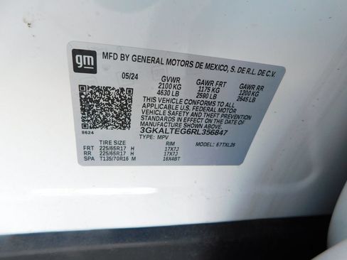 Used 2024 GMC Terrain SLE AWD/4WD image 8