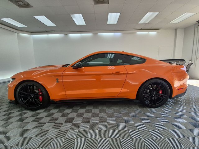 Used 2020 Ford Mustang Shelby GT500 w/ Technology Package RWD image 9