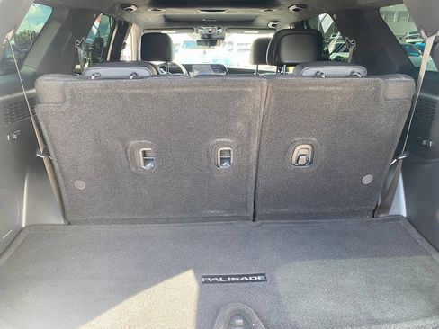 Used 2024 Hyundai Palisade Calligraphy image 11