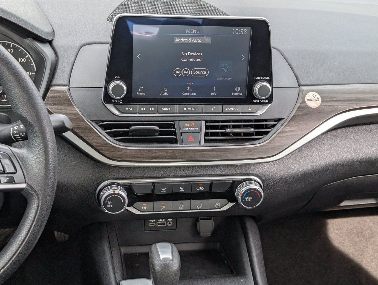 Used 2025 Nissan Altima 2.5 SV FWD image 12