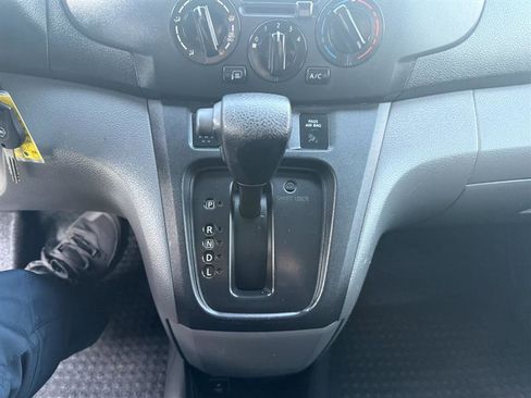 Used 2019 Nissan NV200 SV image 23