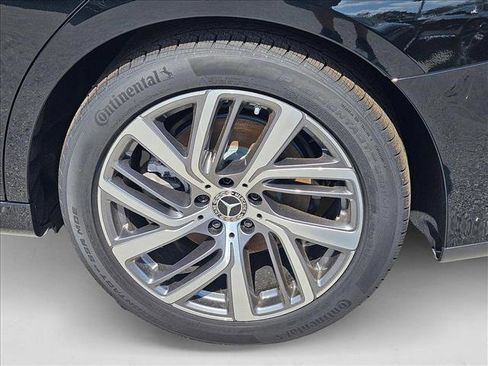 New 2025 Mercedes-Benz E 350 4MATIC Sedan image 9