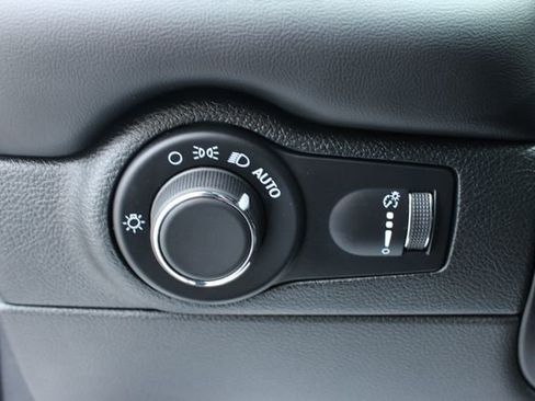 Used 2024 Dodge Durango R/T w/ Trailer Tow Group IV image 15