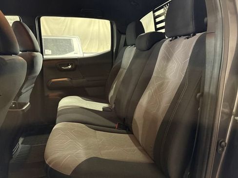 Used 2023 Toyota Tacoma TRD Sport w/ Advanced Technology Package AWD/4WD image 22