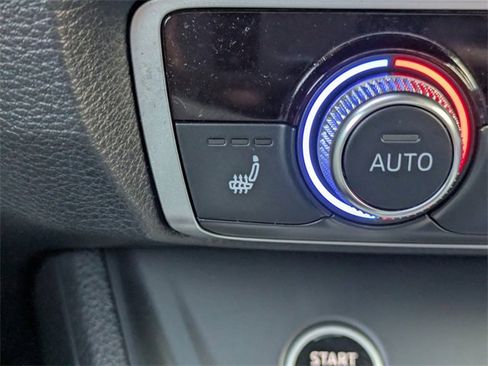 Used 2024 Audi Q3 2.0T Premium image 24