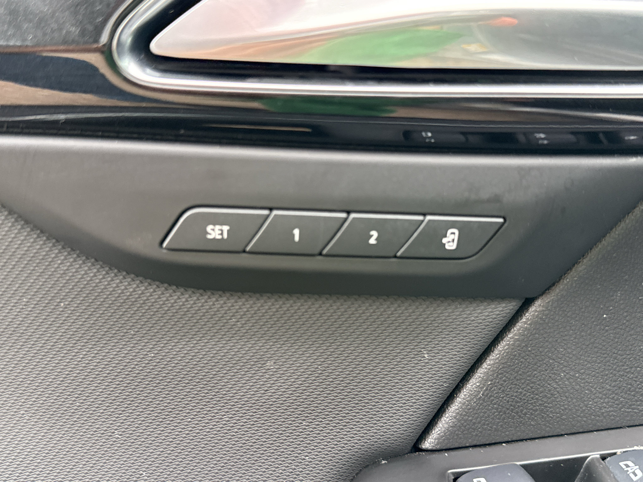 Used 2024 Buick Envision Preferred AWD/4WD image 10