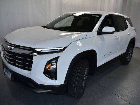 New 2026 Chevrolet Equinox LT FWD image 11