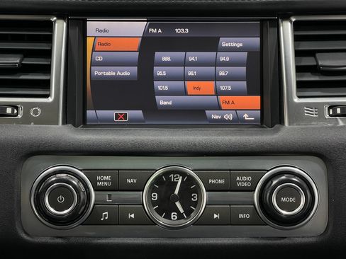Used 2011 Land Rover Range Rover Sport HSE LUX AWD/4WD image 24
