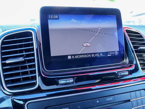 Used 2018 Mercedes-Benz GLS 450 4MATIC image 5