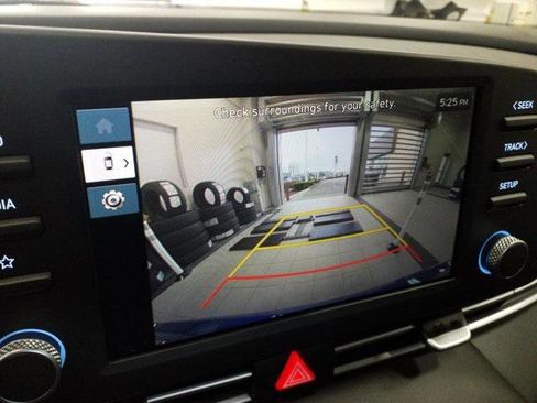 New 2026 Hyundai Elantra Blue image 10