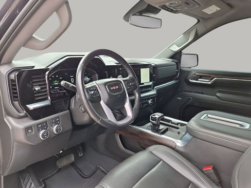 Used 2022 GMC Sierra 1500 SLT w/ SLT Convenience Package image 30