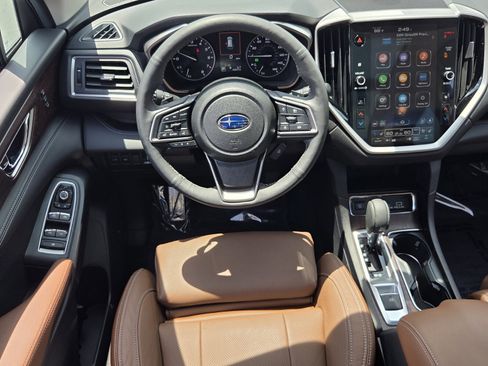 Used 2024 Subaru Ascent Touring AWD/4WD image 13
