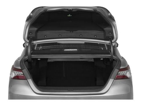 Used 2019 Toyota Camry LE w/ Fleet Convenience Package image 12