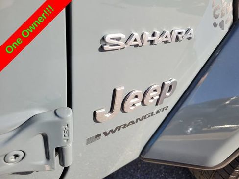 Used 2024 Jeep Wrangler Unlimited Sahara AWD/4WD image 14