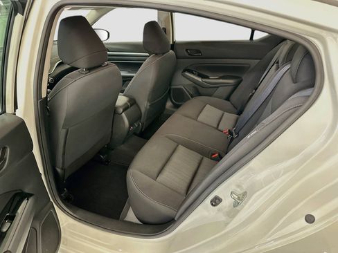 Used 2023 Nissan Altima 2.5 SV FWD image 29