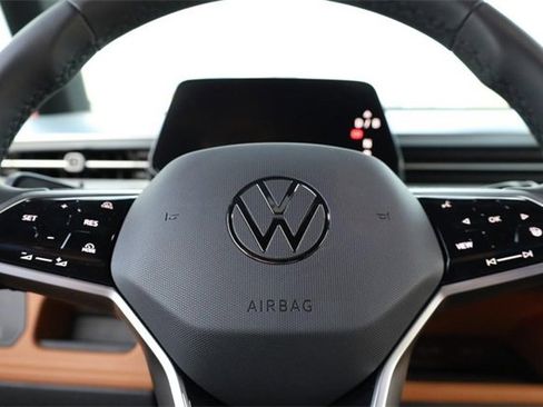 New 2025 Volkswagen ID. Buzz Pro S Plus image 12