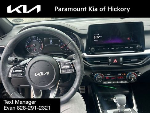 Used 2022 Kia Forte GT-Line w/ GT-Line Technology Package FWD image 8