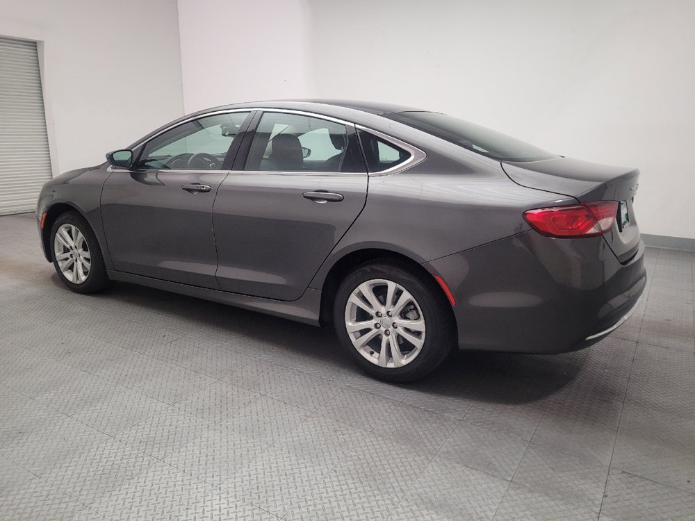 Used 2015 Chrysler 200 Limited FWD image 3
