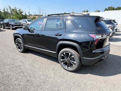 New 2027 Chevrolet Equinox RS AWD/4WD image 3