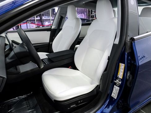 Used 2024 Tesla Model 3 Long Range image 32