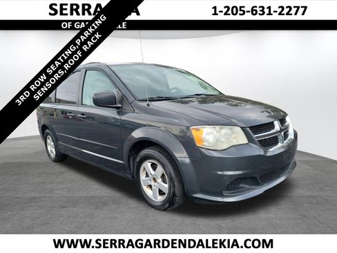 Used 2012 Dodge Grand Caravan SXT FWD image 1