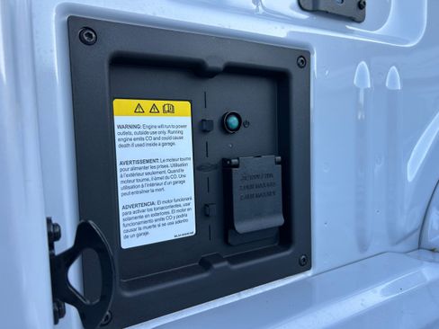 Used 2025 Ford F150 Raptor image 12