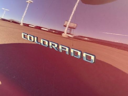 Used 2024 Chevrolet Colorado Z71 w/ Z71 Convenience Package 2 image 12