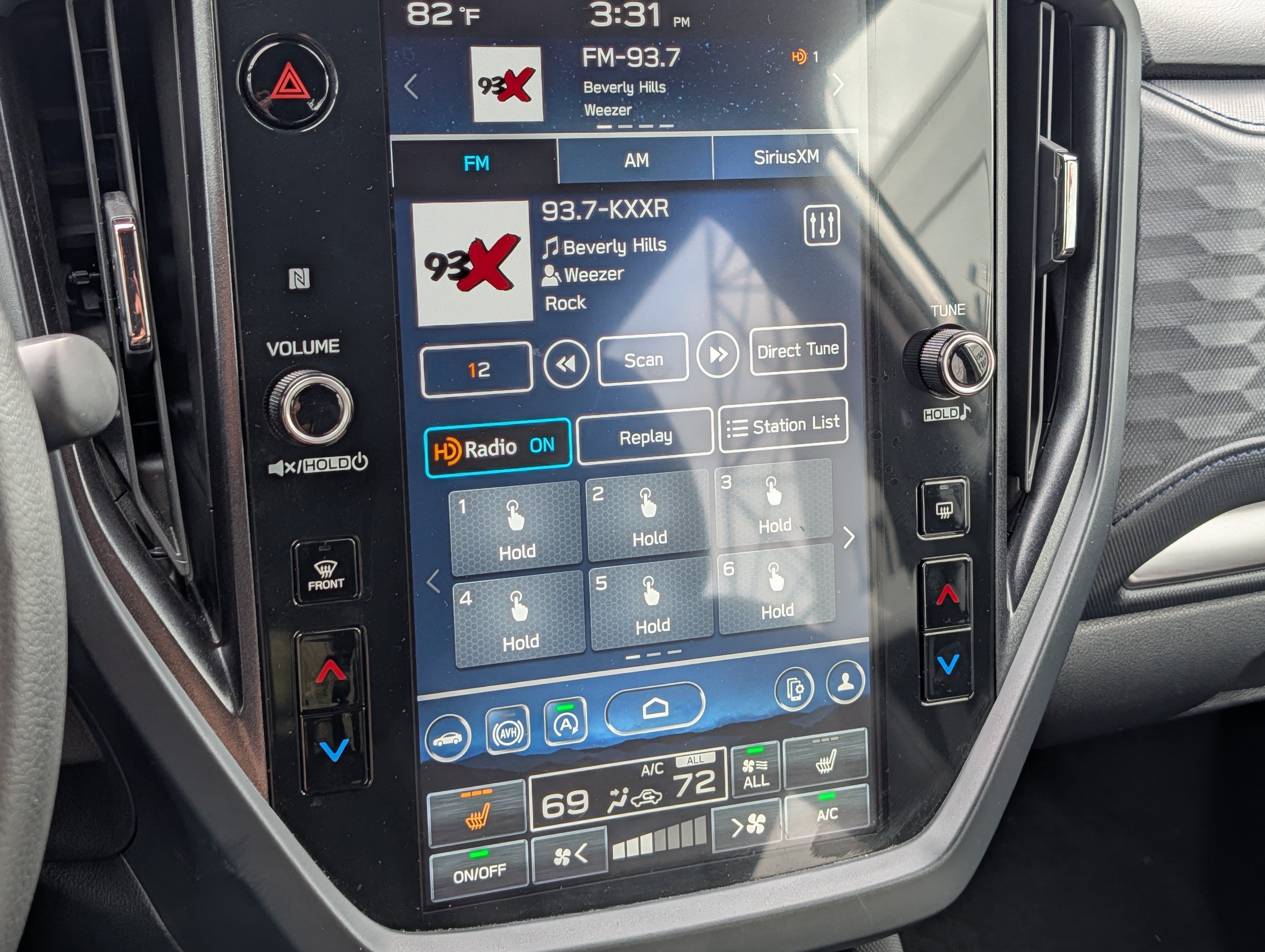 Used 2025 Subaru Forester Premium AWD/4WD image 22