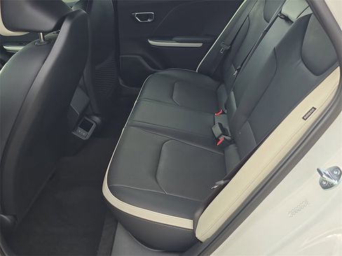 New 2026 Kia K4 GT-Line image 16