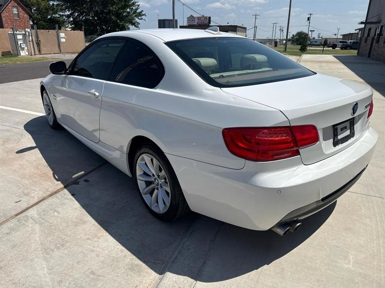 Used 2013 BMW 328i xDrive Coupe AWD/4WD image 13