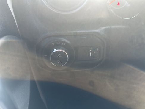 Used 2023 Jeep Gladiator Sport AWD/4WD image 22