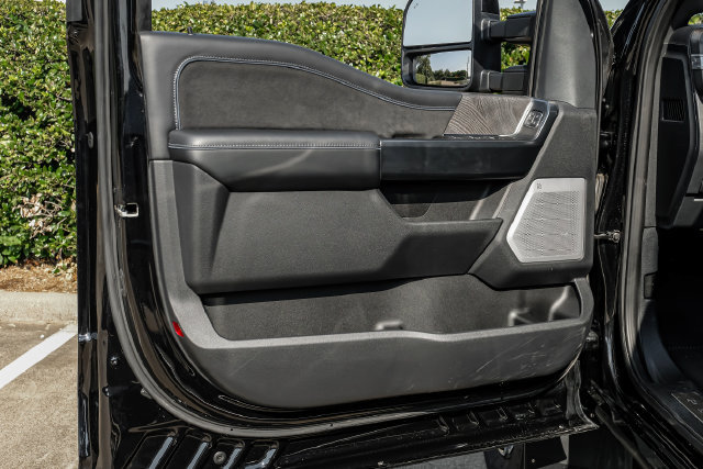 Used 2025 Ford F350 Platinum AWD/4WD image 74