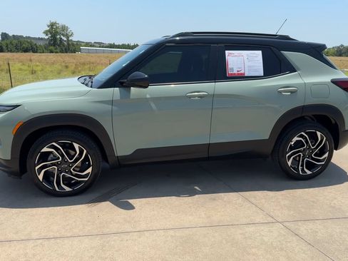 Used 2024 Chevrolet TrailBlazer RS w/ Driver Confidence Package FWD image 6